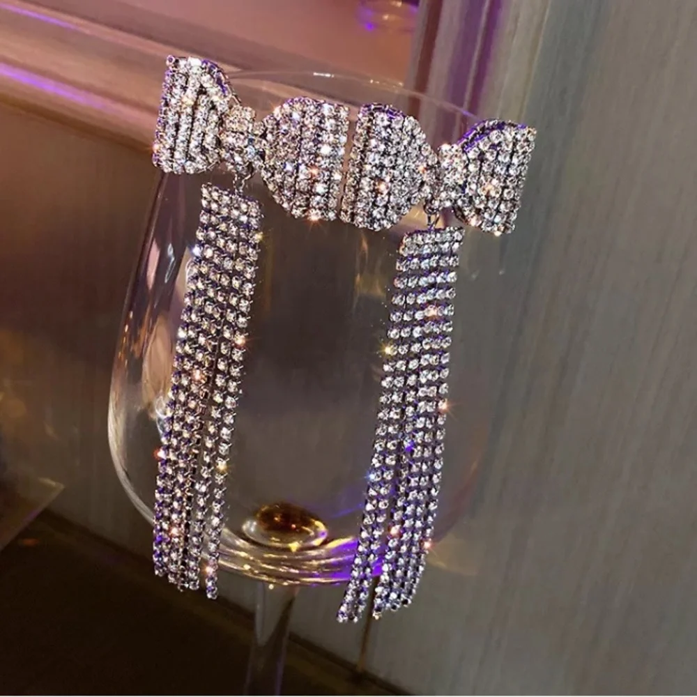 Silver Rhinestone Crystals Long Bowknot Earrings Bow